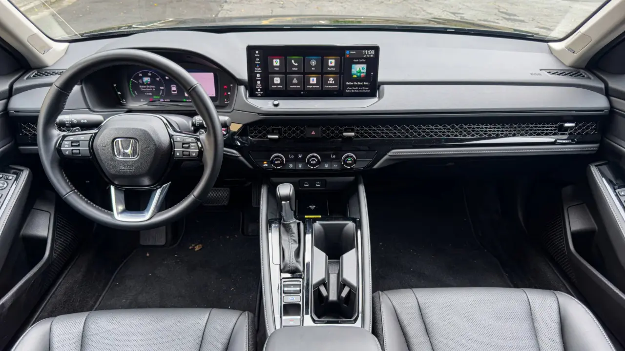 Honda Accord interior avaliação