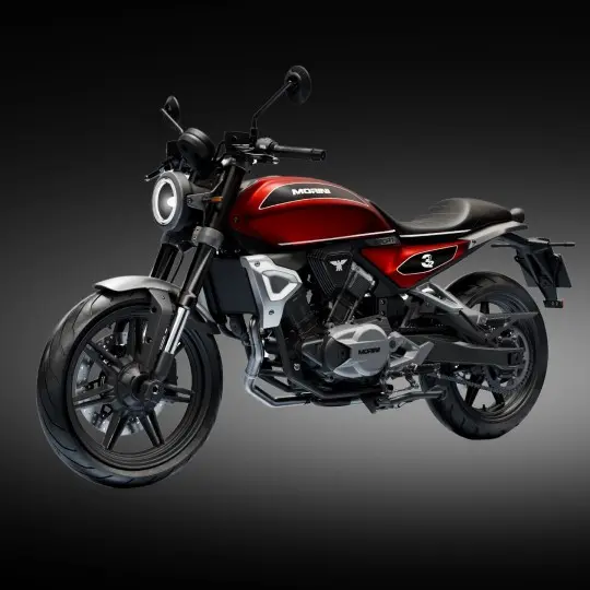 Moto Morini 3½ Sport vermelha parada de frente