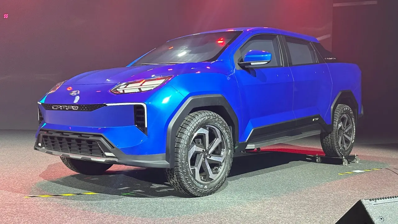 Lecar Campo no Salão do Automóvel