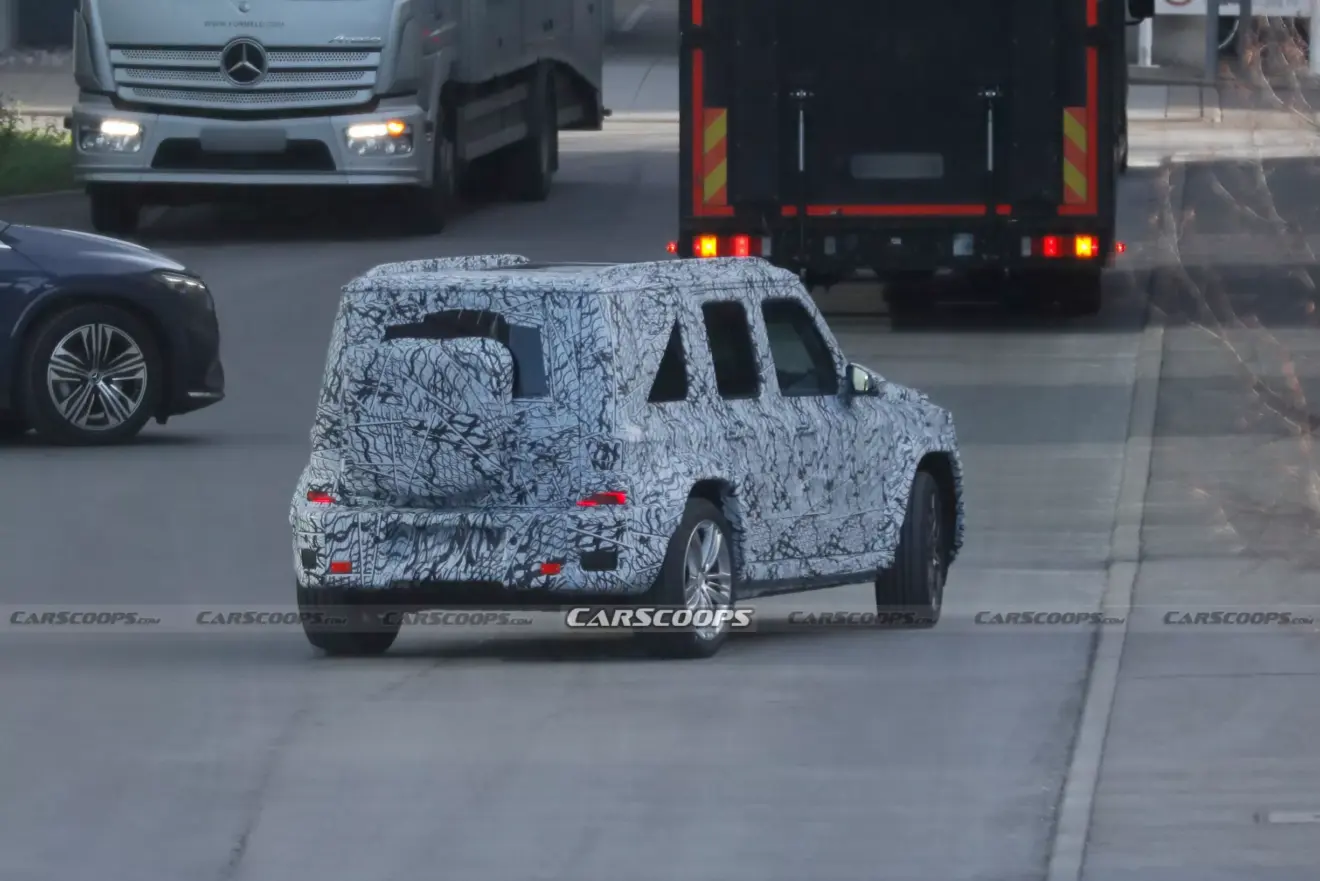 Mercedes-Benz Mini Classe G em testes camuflado