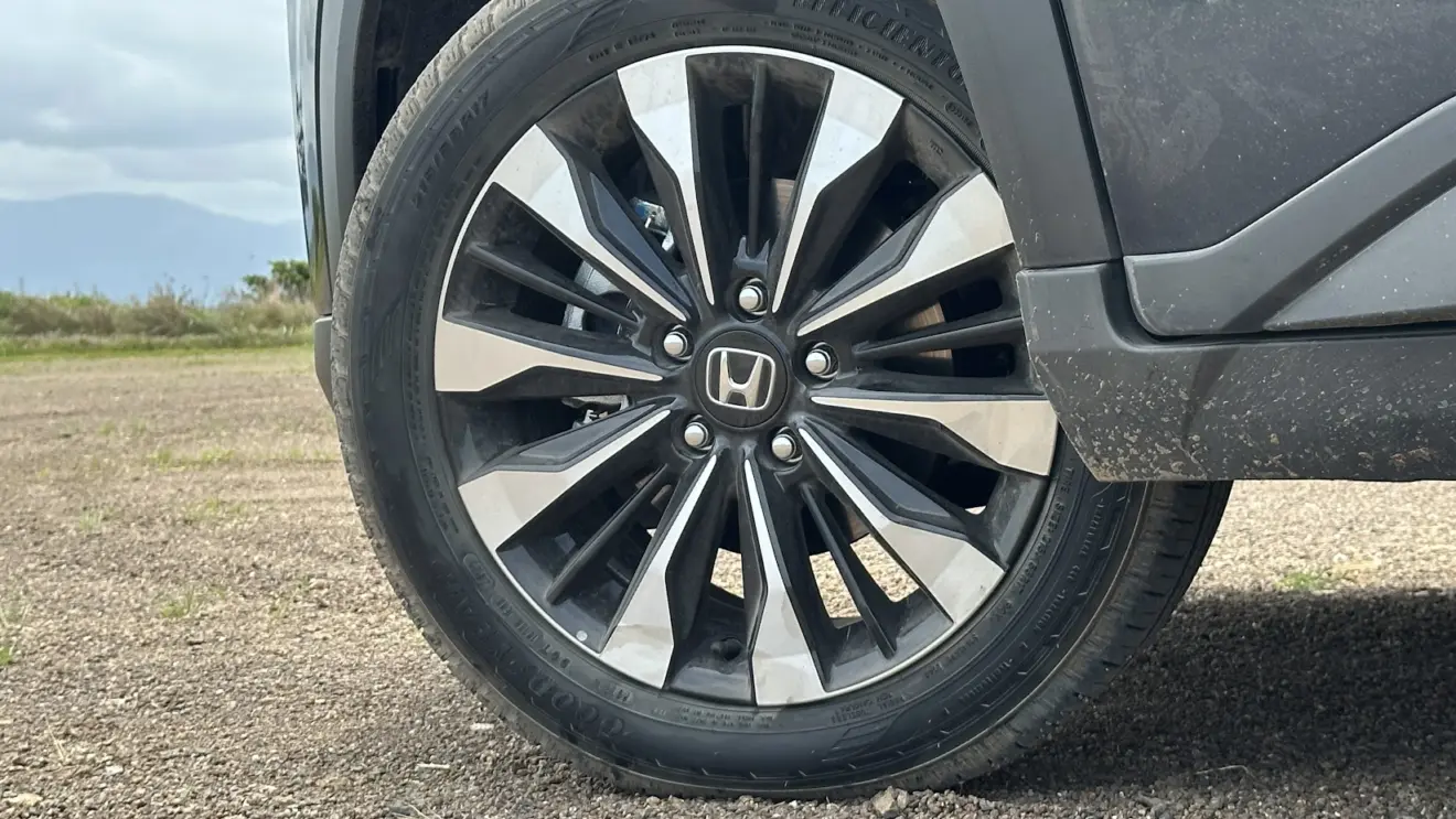 Rodas de 17 polegadas do novo Honda WR-V EXL