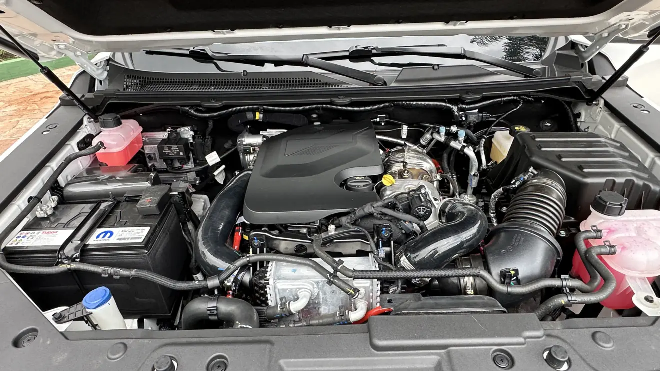 Motor 2.2 turbodiesel da caminhonete Ram Dakota