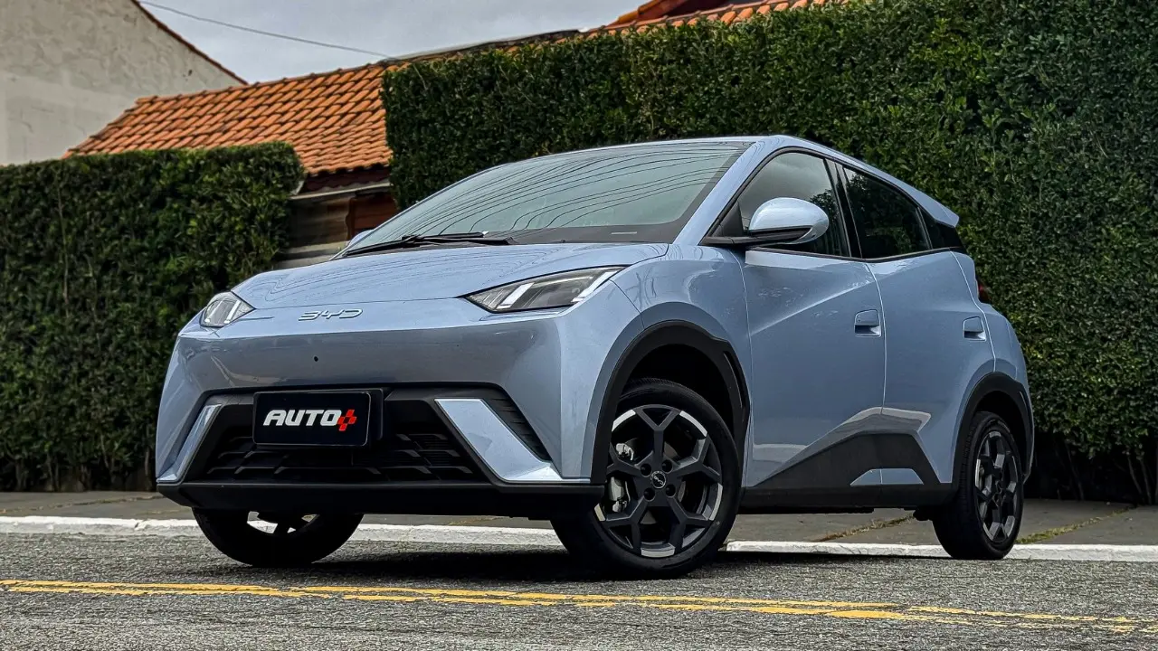 BYD Dolphin Mini GS 2026 azul estático