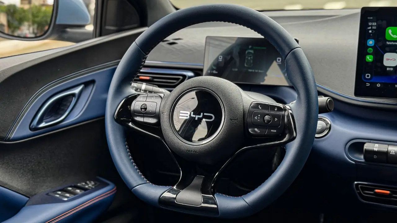 Interior BYD Dolphin Mini GS 2026 avaliação