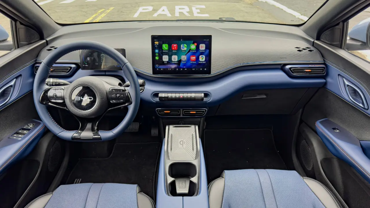 Interior BYD Dolphin Mini GS 2026 avaliação