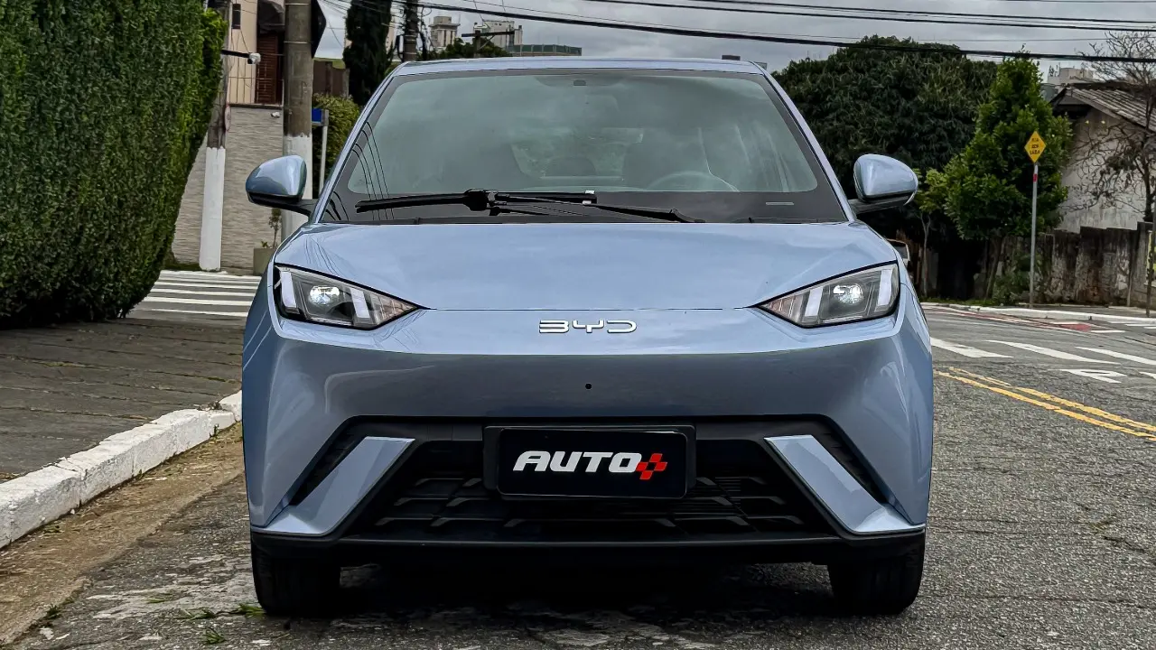 BYD Dolphin Mini GS 2026 azul estático