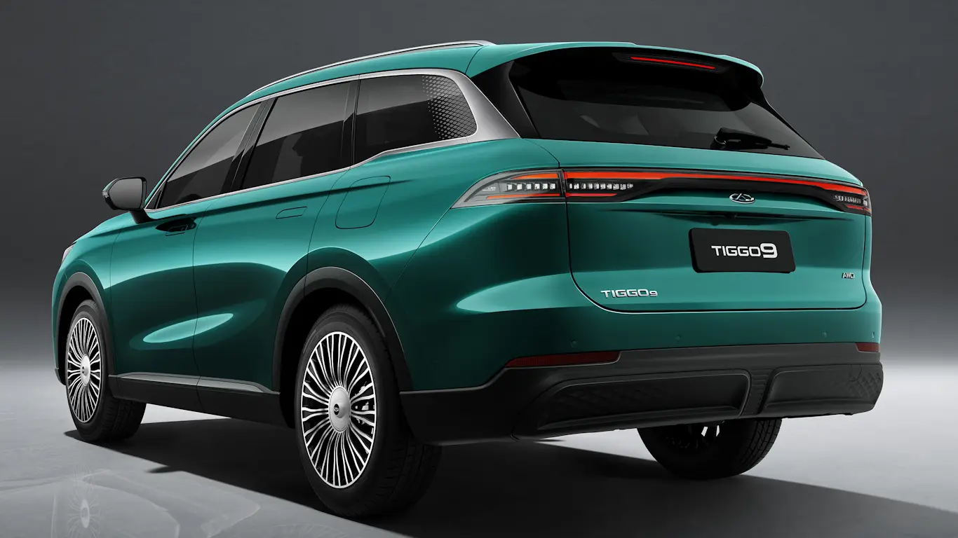 CAOA Chery Tiggo 9 verde visto de trás