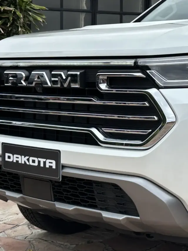 Ram Dakota Laramie (27)
