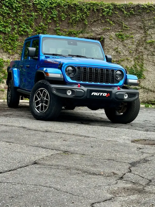 WhatsApp Image 2025-11-06 at 12.12.22