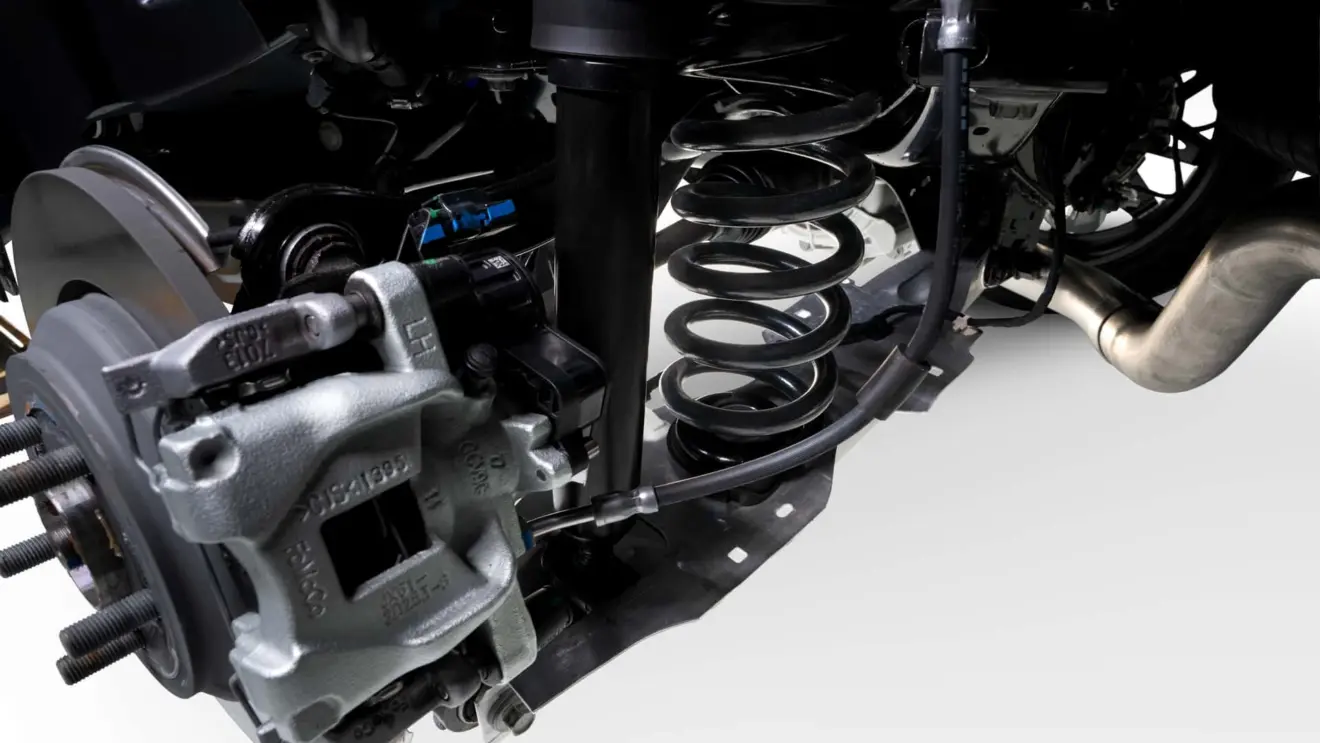 Ford Maverick 300T estática com fundo branco para o SEMA em Las Vegas