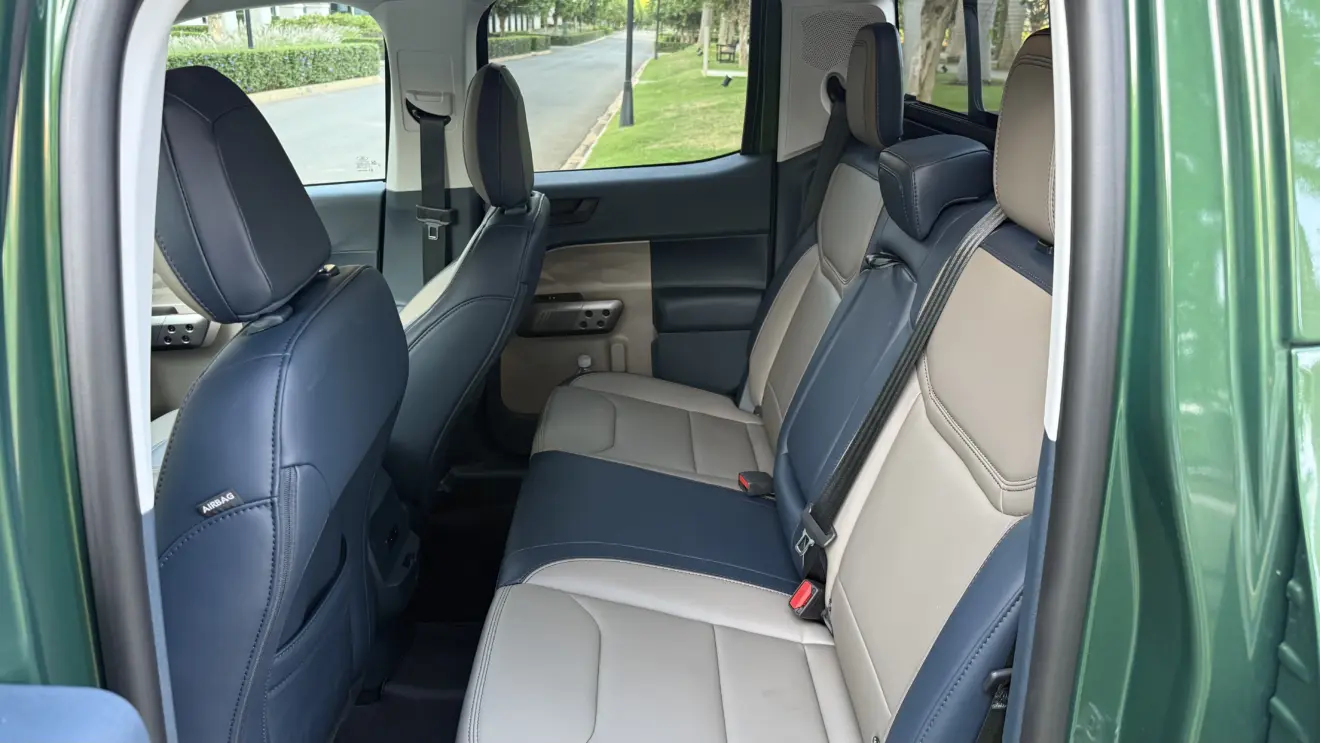 Bancos da Ford Maverick Lariat Hybrid