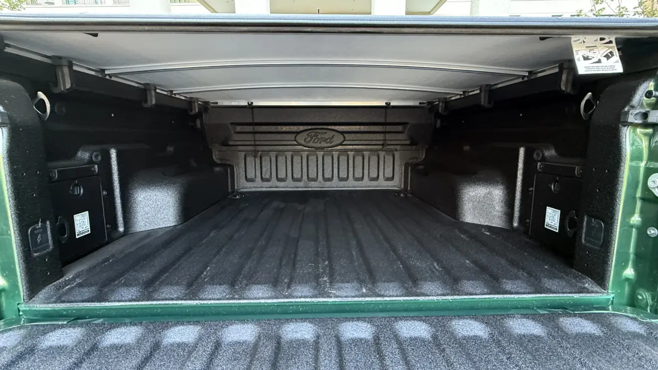 Caçamba da Ford Maverick Lariat Hybrid