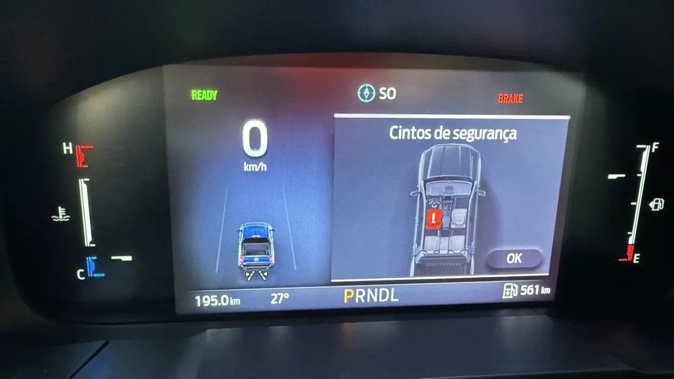 Cluster de instrumentos da Ford Maverick Lariat Hybrid