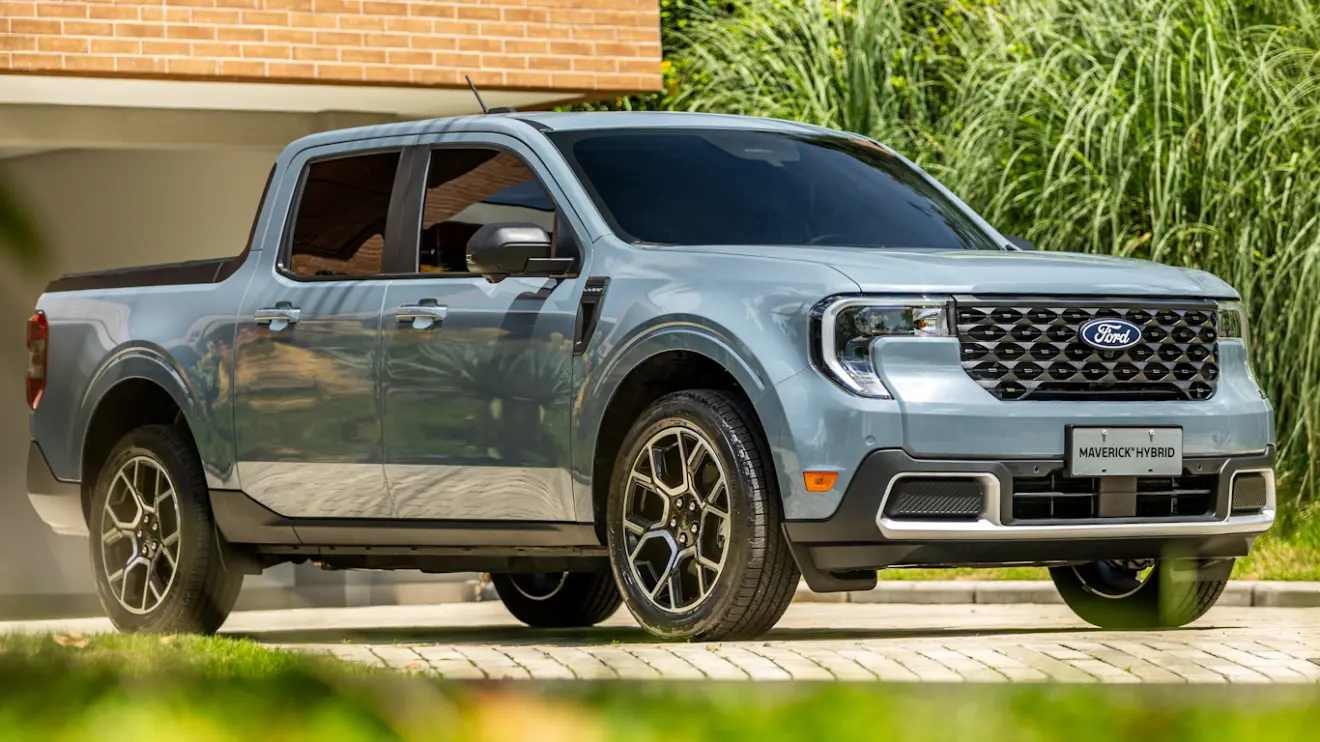 Ford Maverick Hybrid 2026 cinza vista de lado