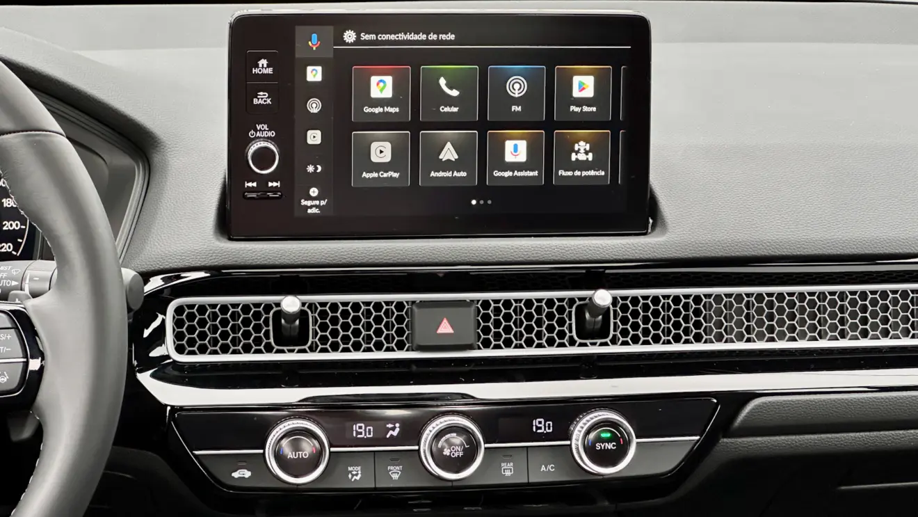 Honda Civic e:HEV 2026 [Auto+ / João Brigato central multimídia