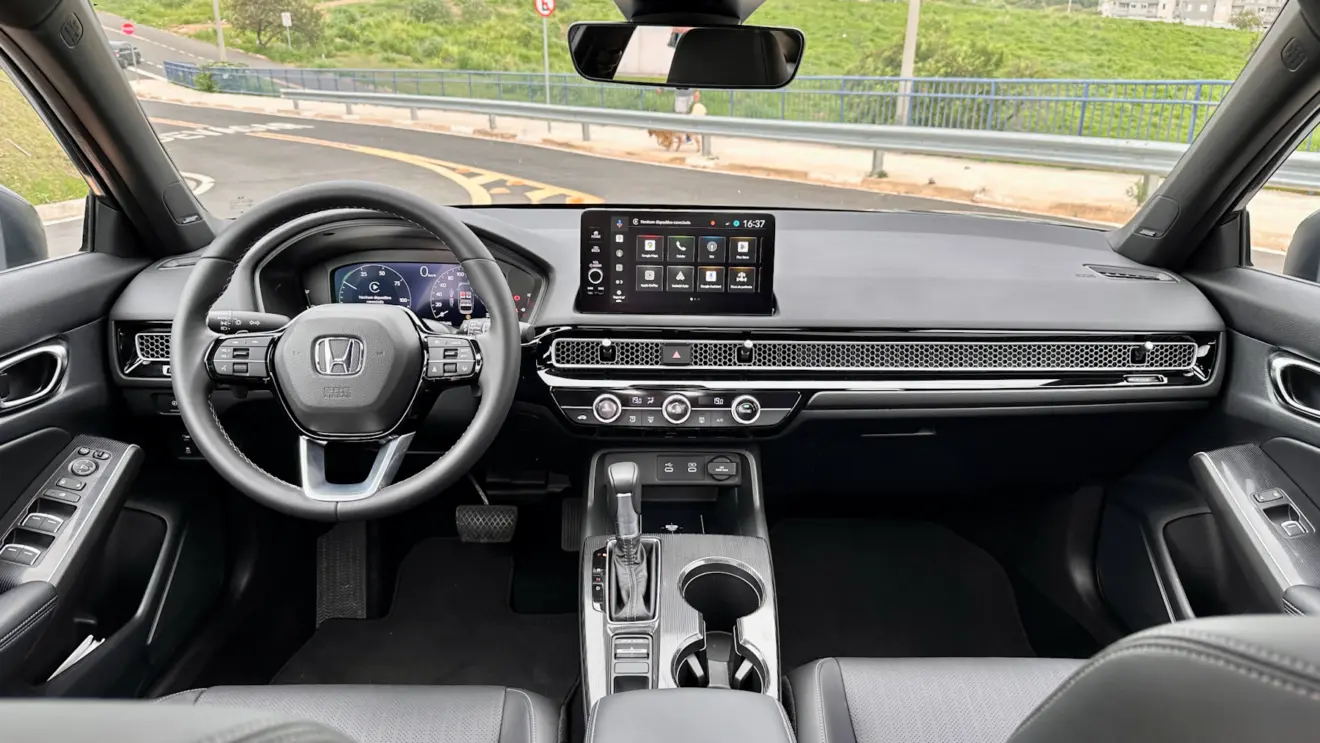 Honda Civic e:HEV 2026 [Auto+ / João Brigato]