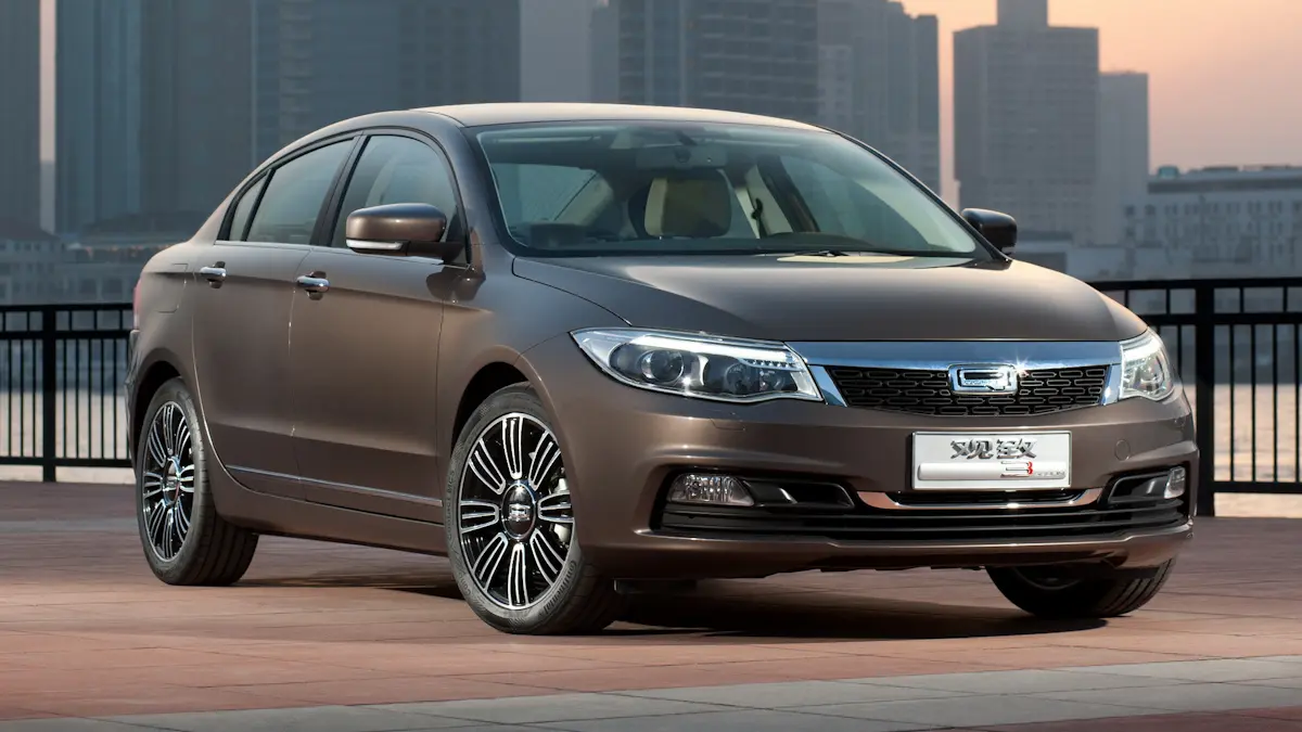 Qoros 3 [divulgação]