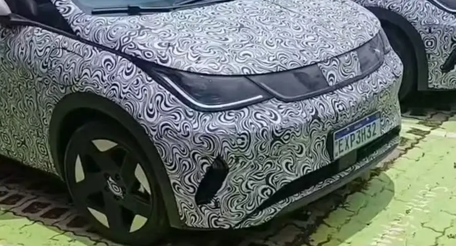 Novo elétrico BYD Dolphin é flagrado em testes
