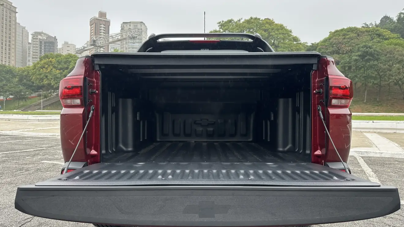 Caçamba da caminhonete Chevrolet Montana RS 