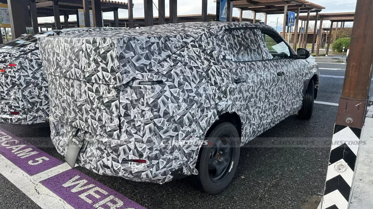 Fiat Fastback de nova geração flagrado na Europa