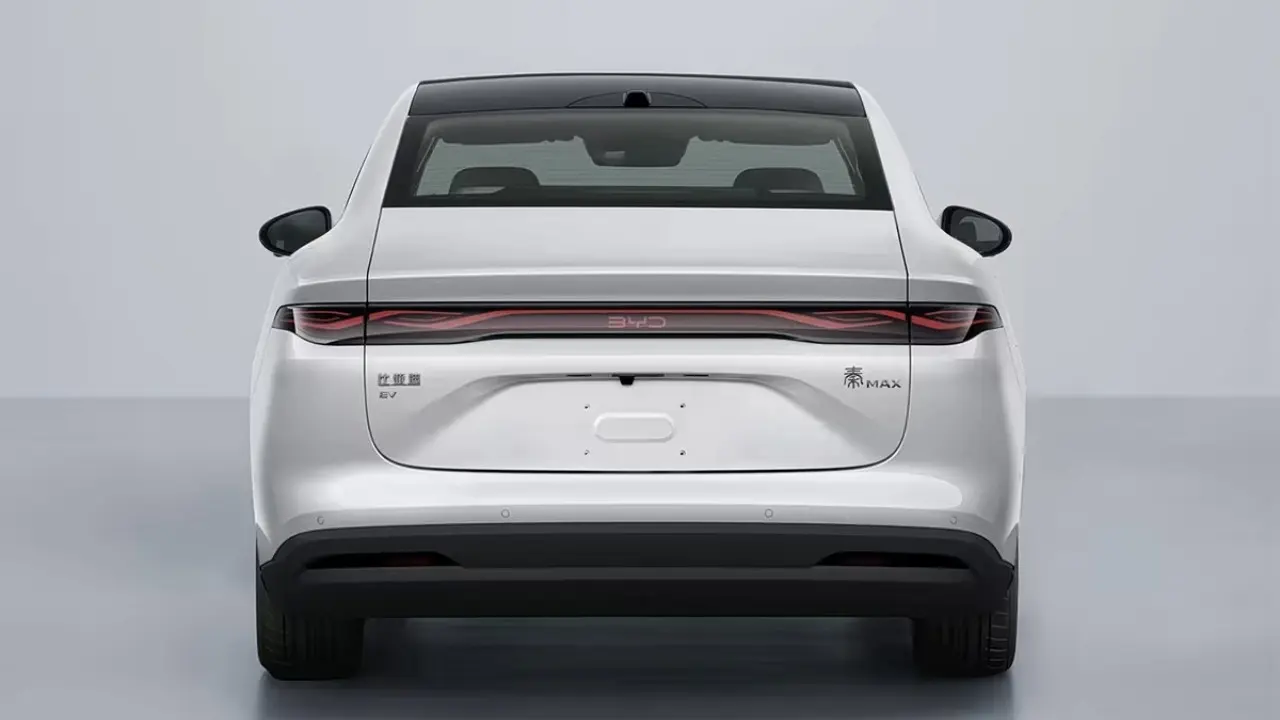 BYD Qin Max no MITT chinês