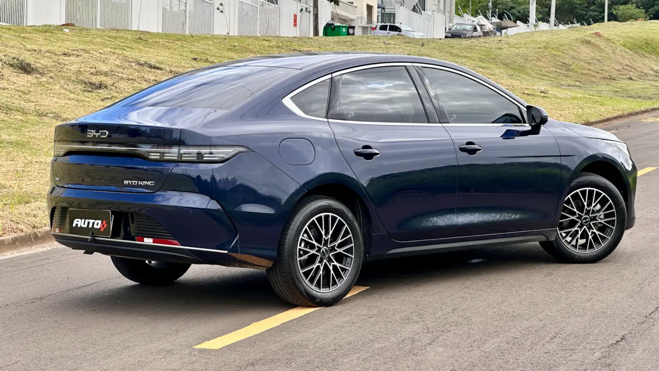 traseira bYD King GS 2026 azul