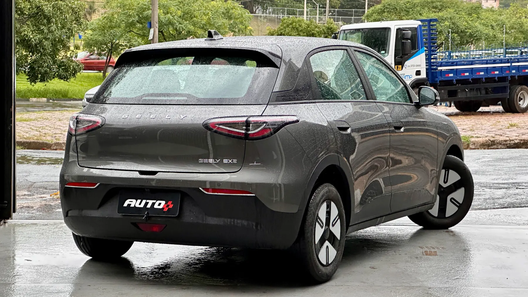 Dolphin, EX2 e Dolphin Mini são os carros mais vendidos do Brasil no varejo