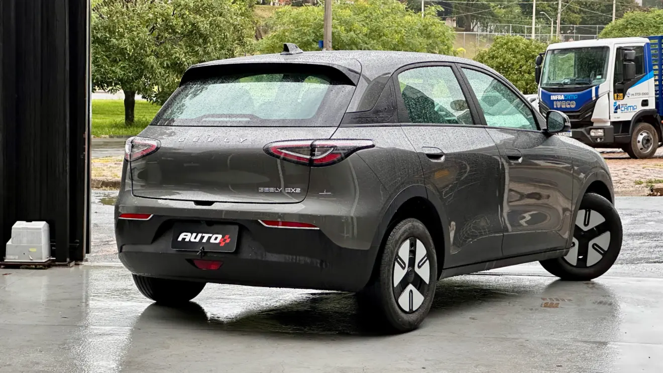 Geely EX2 Pro cinza de frente