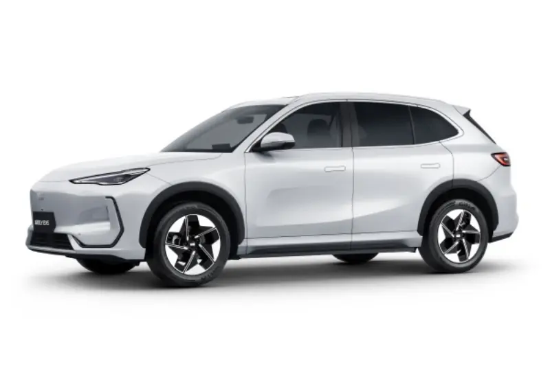 Geely EX5 Pro branco visto de lado