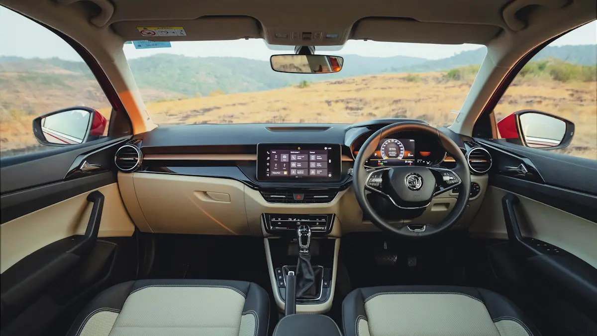 Skoda Slavia [divulgação]