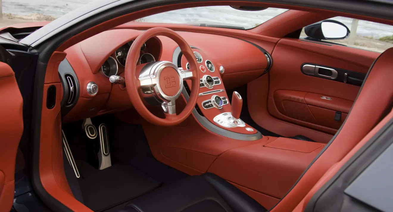 Interior do Bugatti Veyron 