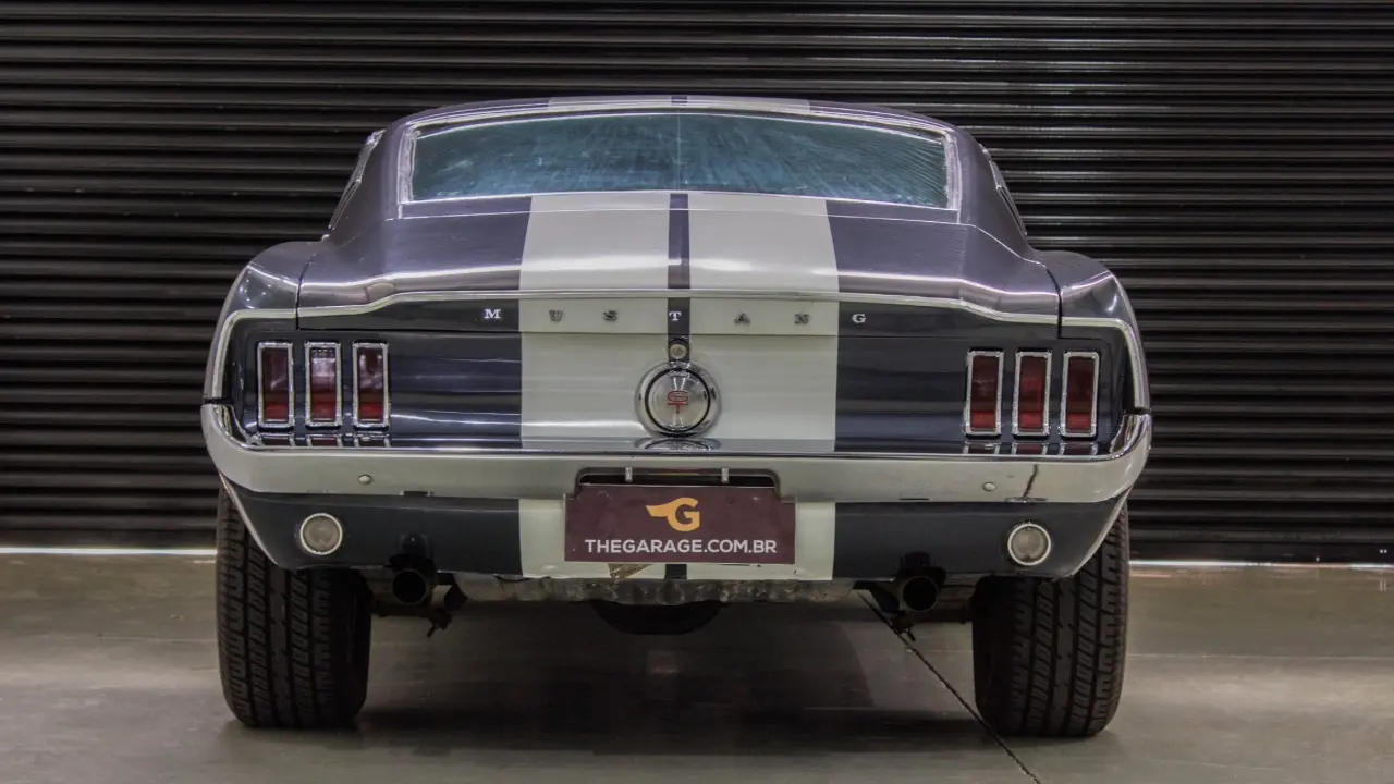 Ford Mustang antigo