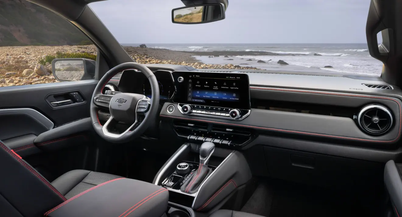 Interior da caminhonete Chevrolet Colorado Z71