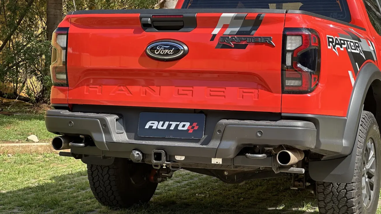 Dupla saída de escape da Ford Ranger Raptor