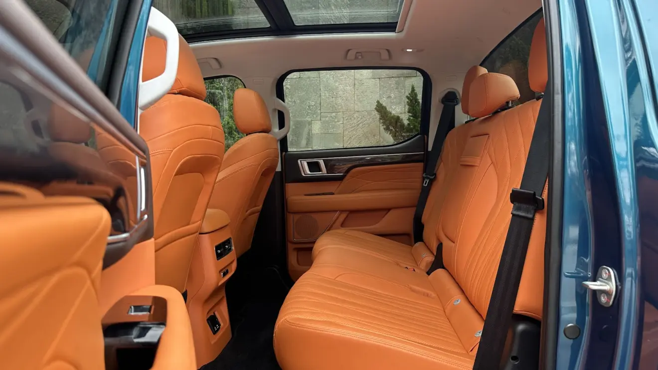 Espaço traseiro da Foton Tunland V9