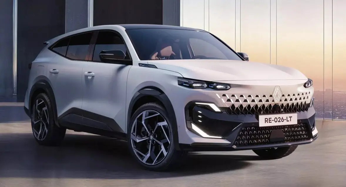 Renault Filante branco parado de frete