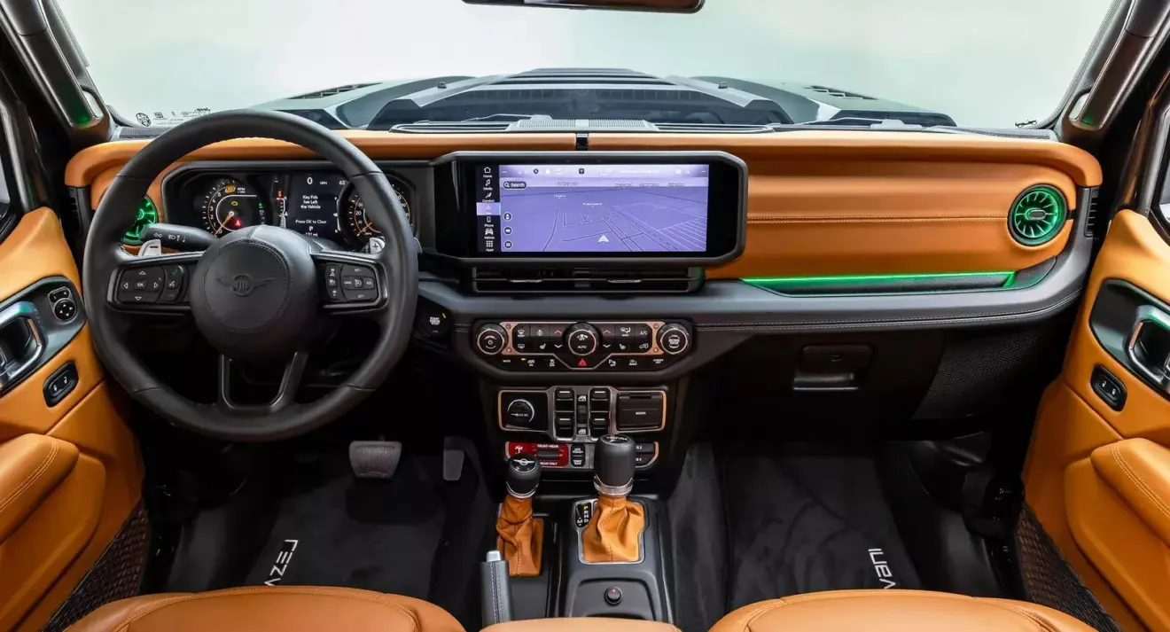 Interior do Rezvani Tank 2026 mostra semelhanças com a cabine do Jeep Wrangler