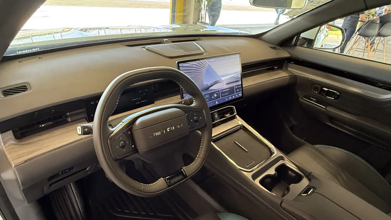 painel do Jetour S06 Premium