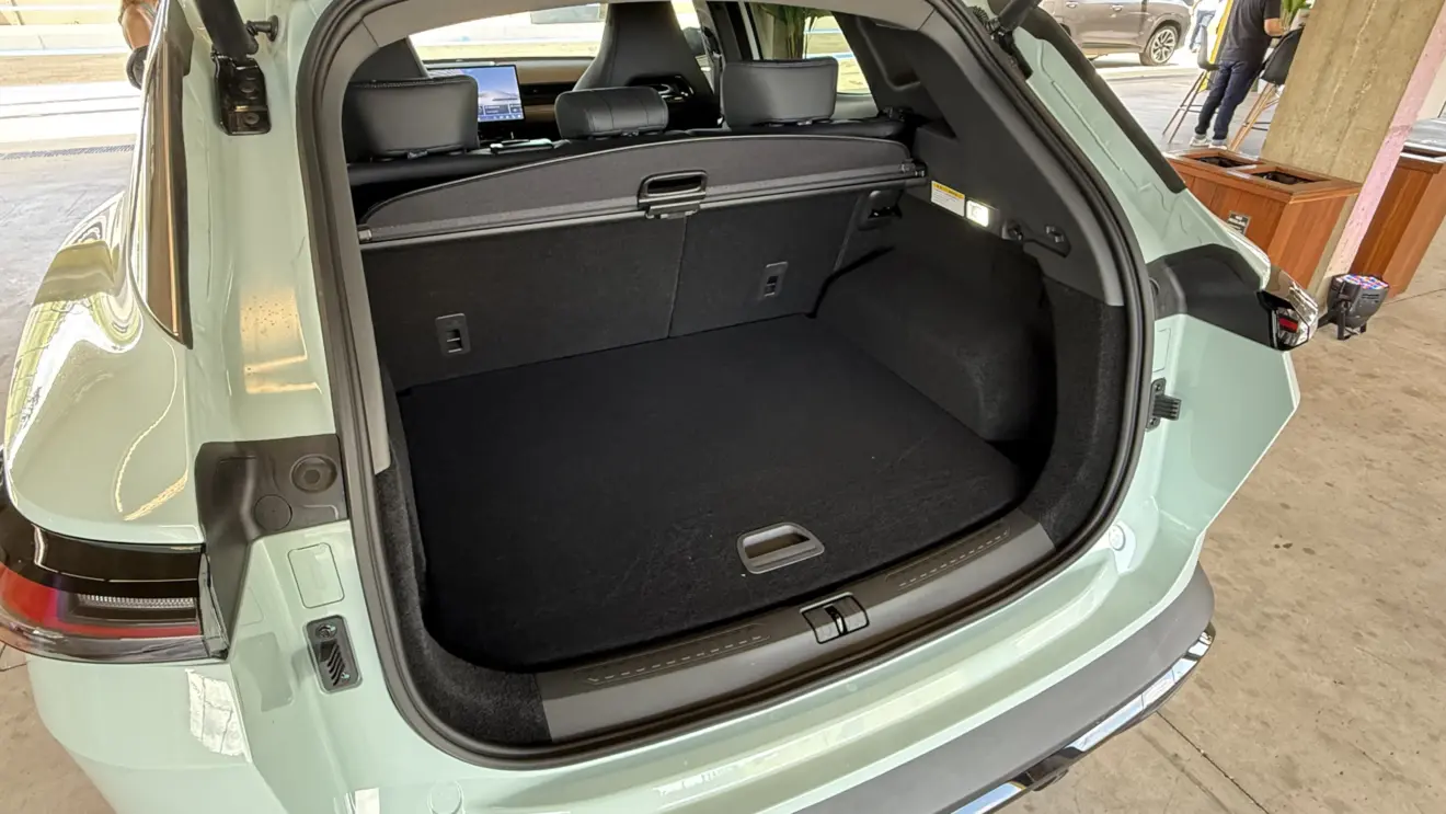 Porta-malas do Jetour S06 Premium