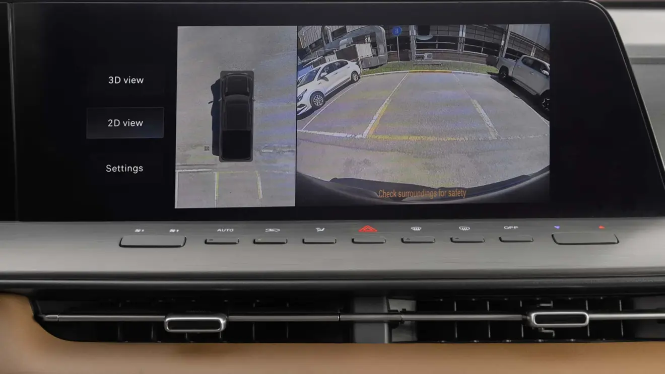 Ram Dakota Laramie interior