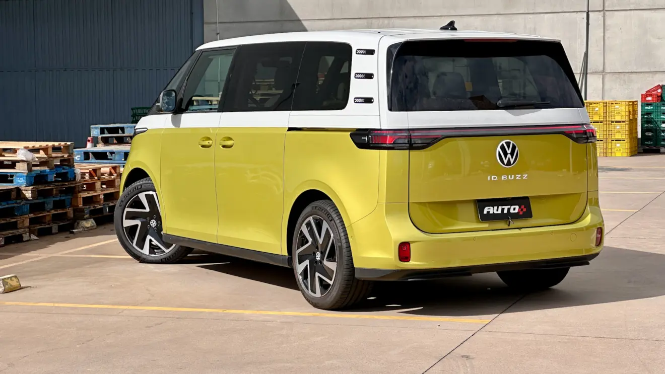 Volkswagen ID.Buzz [Auto+ / João Brigato]