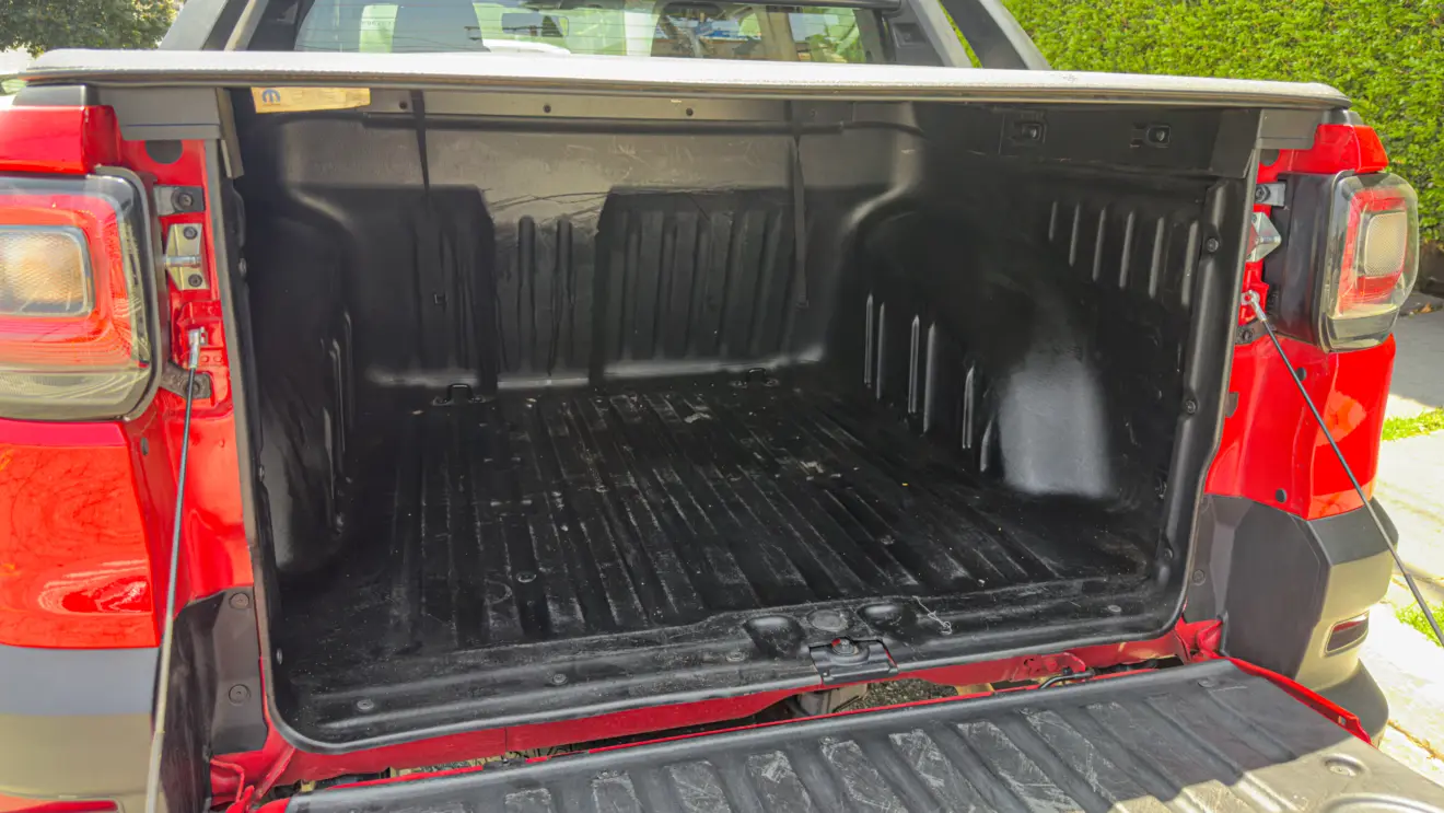 Caçamba da Fiat Strada Volcano CVT