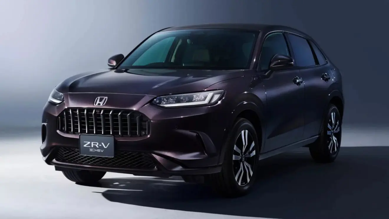 Honda ZR-V Z e:HEV escuro visto de frente