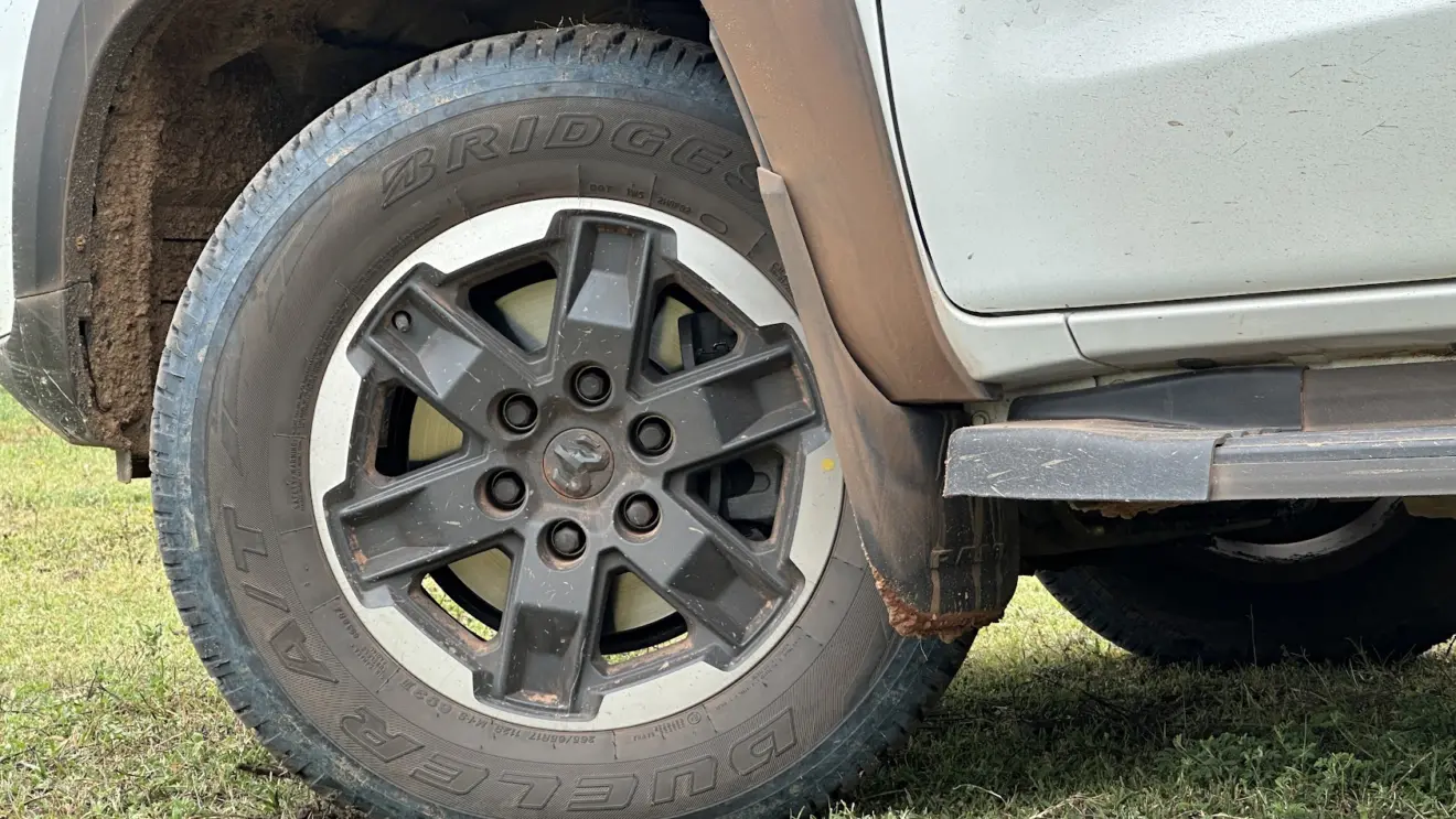 Rodas de liga leve da caminhonete Ram Dakota Warlock