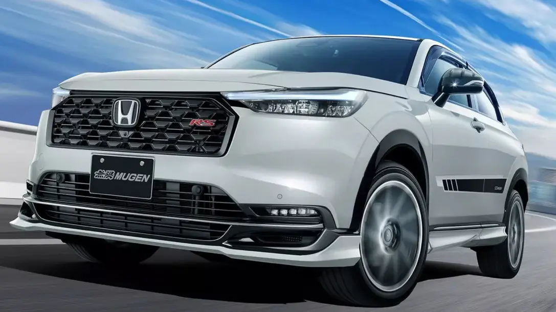 Honda HR-V esportivo branco visto de frente