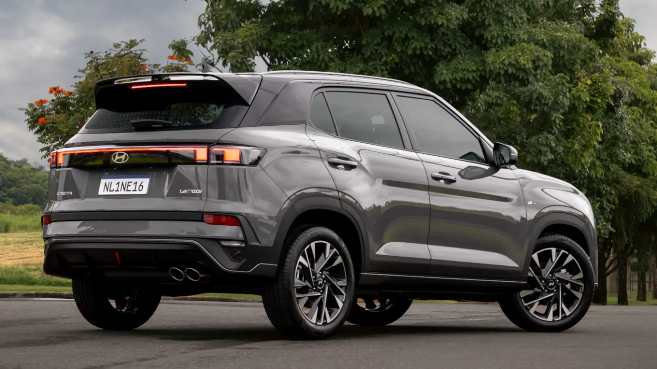 Hyundai Creta N Line 2027 cinza visto de trás
