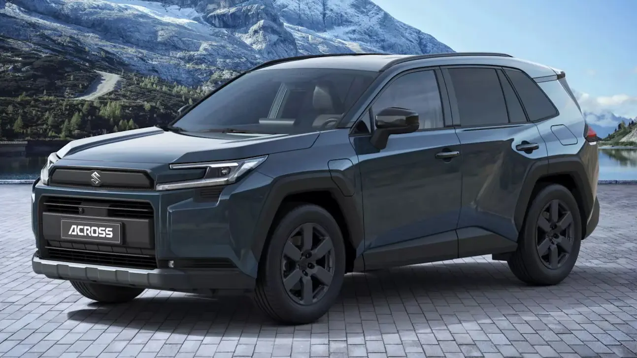 Suzuki Across cinza visto de frente