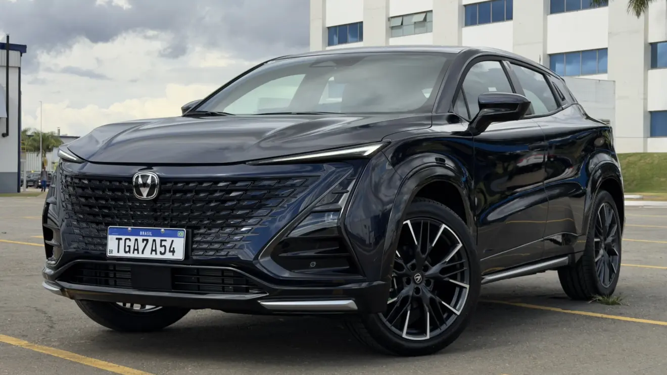 Changan UNI-T azul estático