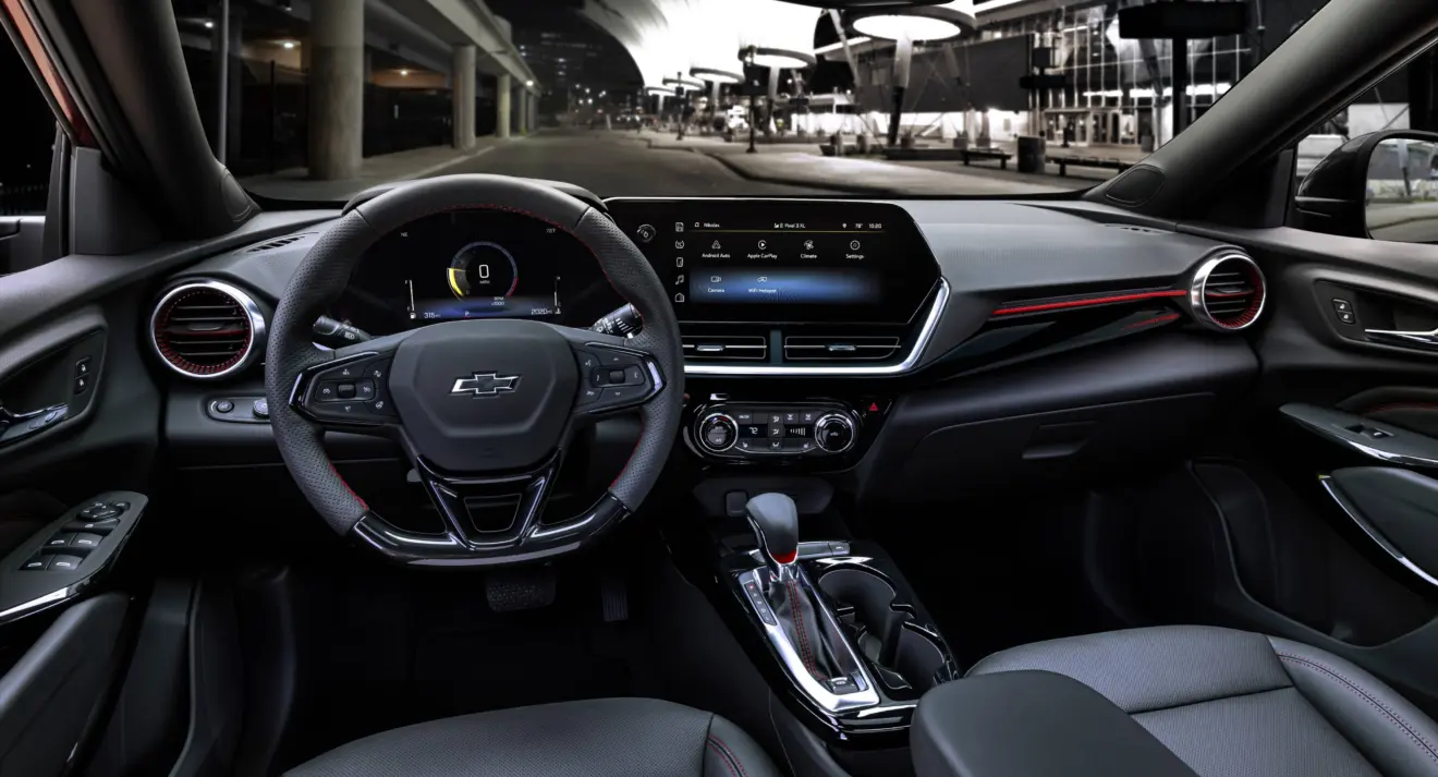 Interior do Chevrolet Trax RS 2024 