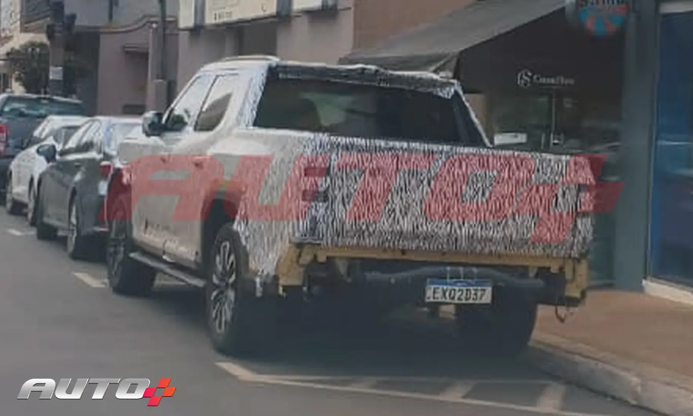 Nova Volkswagen Amarok parada de traseira